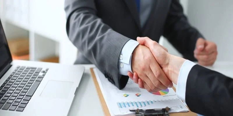 Trang web hợp tác với nhiều nhà văn nhà thơ trên cả nước